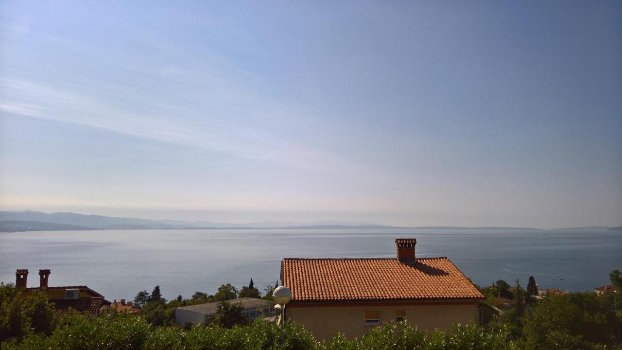 Apartment Nives Opatija Bagian luar foto